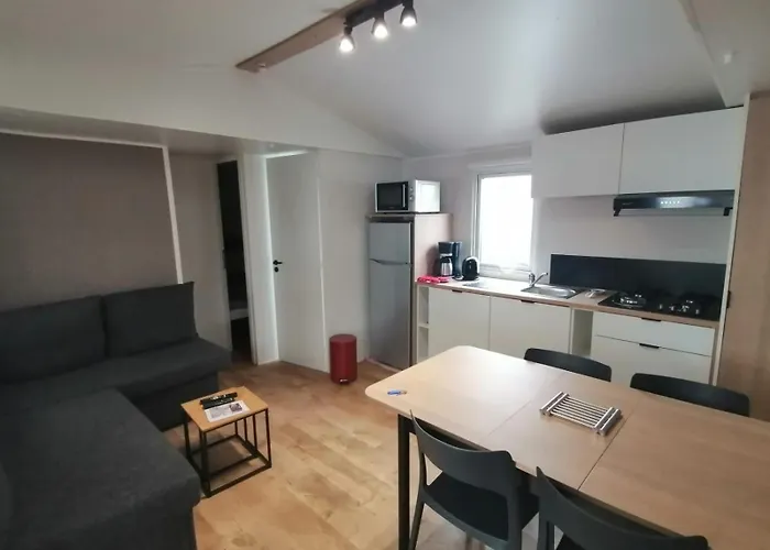 Mobil-home Bord De A *